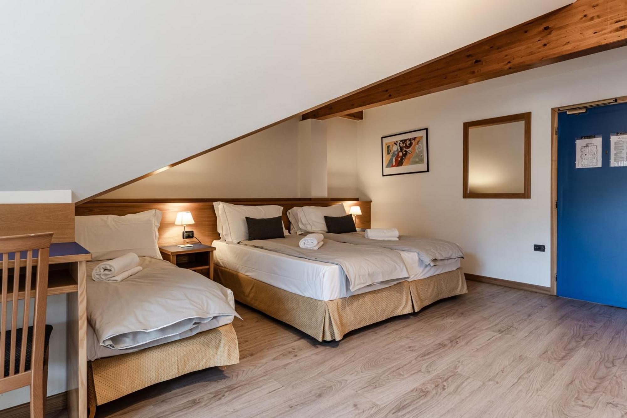 Hotel Garni Meledrio Dimaro Dış mekan fotoğraf